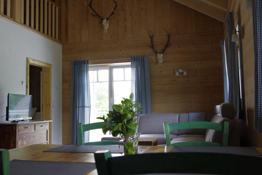 Huettenflair-Mosel Ferienwohnung Enkirch Exterior foto