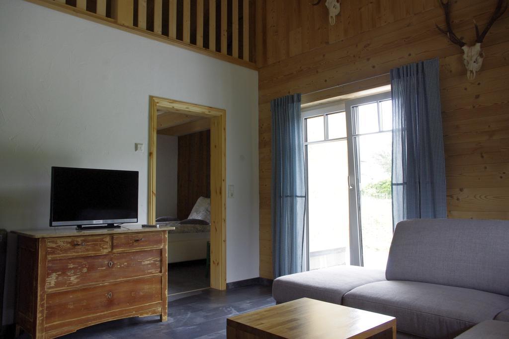 Huettenflair-Mosel Ferienwohnung Enkirch Exterior foto